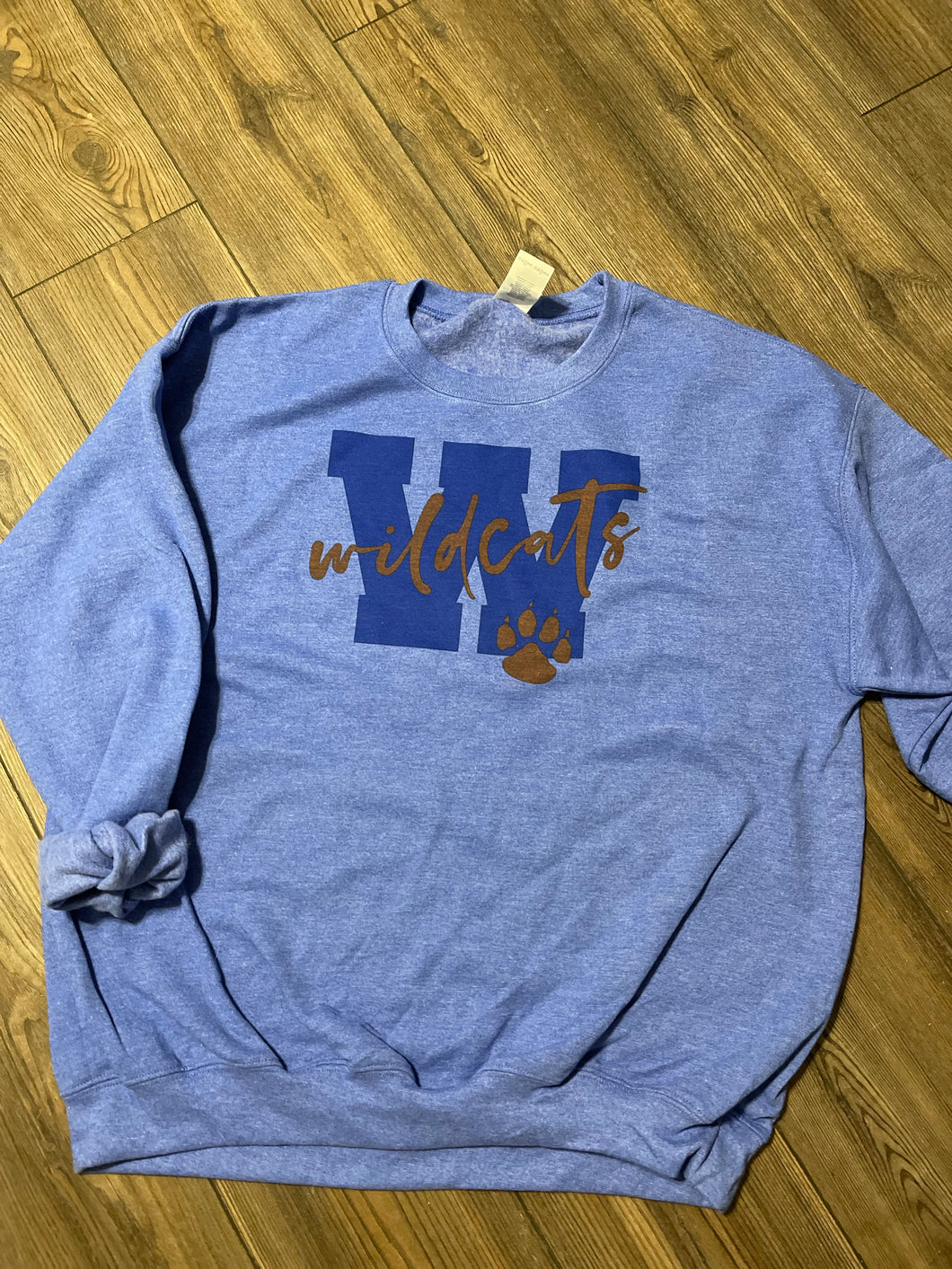 Lincoln Wildcats sweatshirt