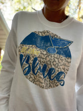 Load image into Gallery viewer, Vintage leopard St Louis Blues sweatshirt
